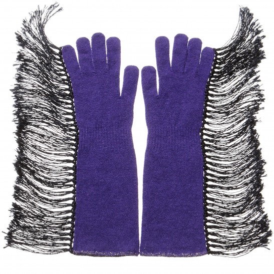 Cashmere Blend Gloves in Hippy charm packaged in Signature box